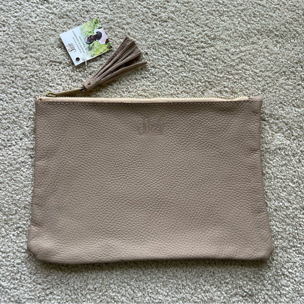 NWT Sseko Tassel Clutch in Sandstone